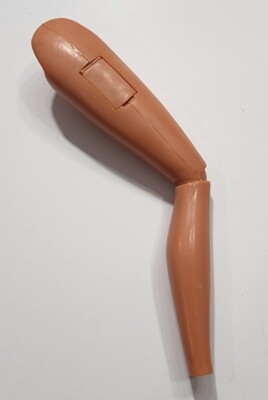 KENNER RIGHT LEG ONLY BROKEN FOOT BIONIC WOMAN JAMIE SOMMERS NO CHIP  REPLACEMENT