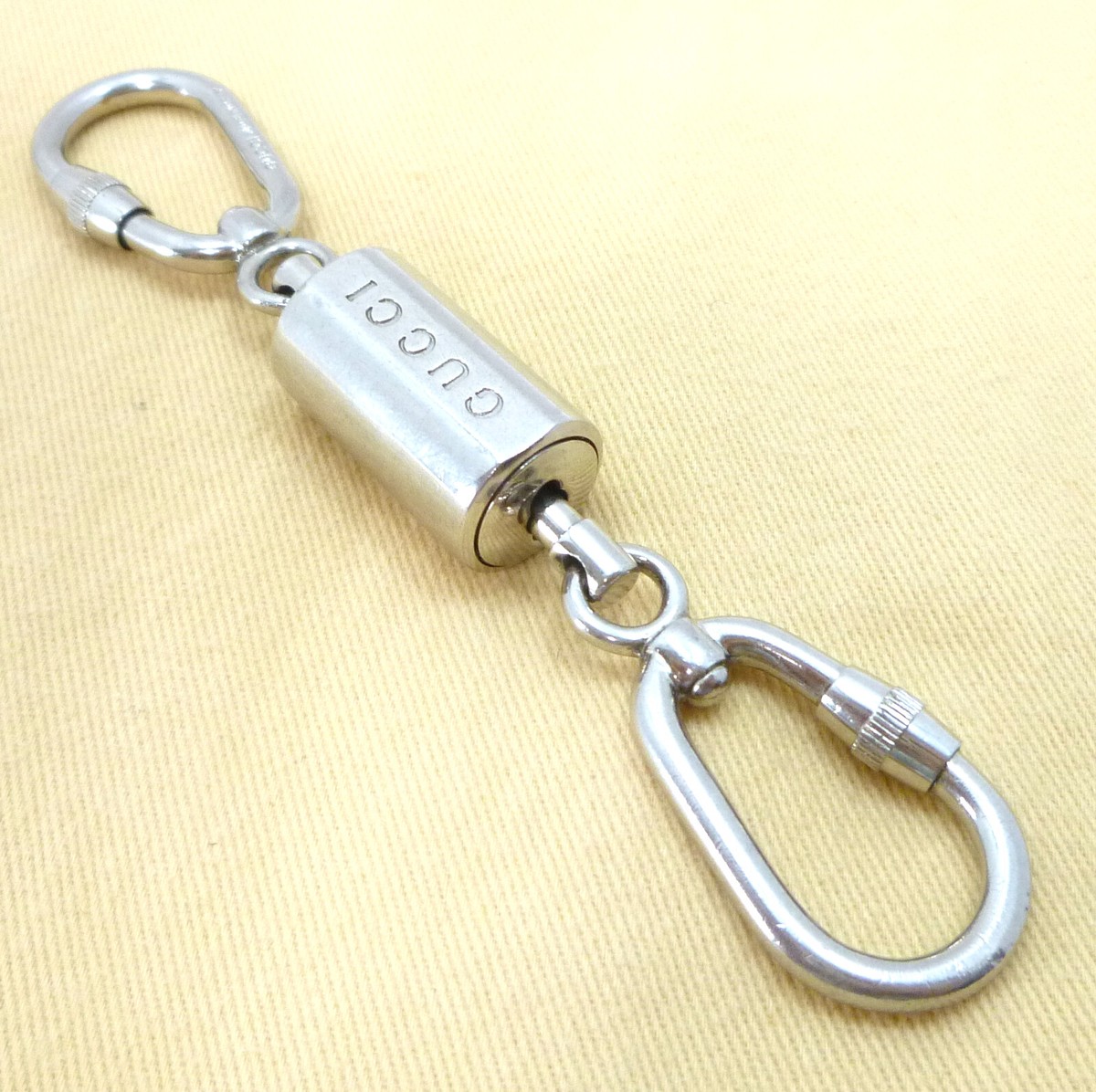 Authentic GUCCI LOGO W Hook Carabiner Key Holder Key Holder Silver