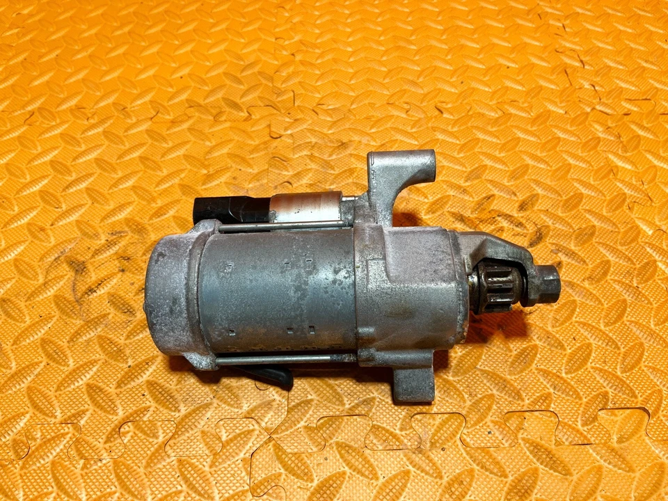 20-24 BENTLEY BENTAYGA MOTOR ENCENDIDO ARRANQUE MOTOR UNIDAD MONTAJE OEM Foto 3 de 4