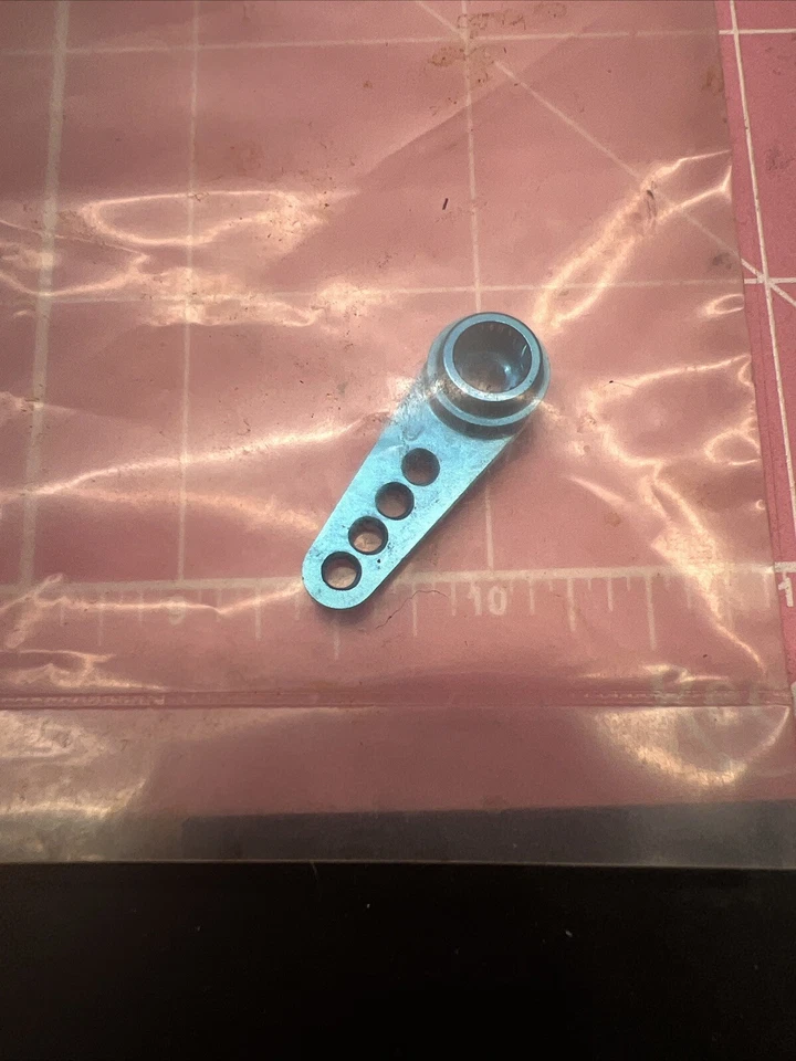 Dynamite Machined Aluminum Servo Arm J/A Blue DYN2534 - Image 2 of 4