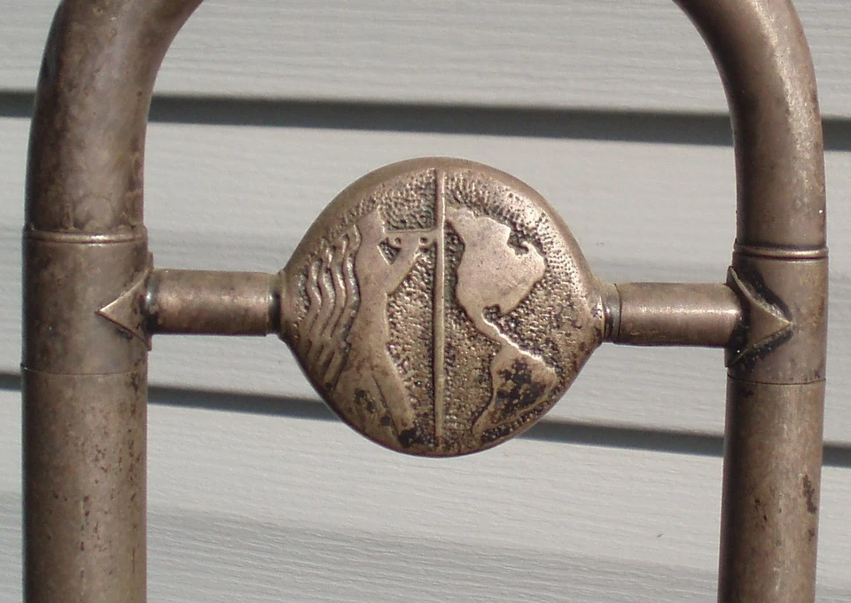 INSTRUMENTO MUSICAL TROMBÓN ANTIGUO PANAMERICANO PARA PIEZAS FALTA DIAPOSITIVA Foto 3 de 4