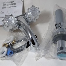 Delta 2522LF Chrome Two Handle Lavatory Sink Faucet Bathroom Pop-Up 1.2GPM 4"cc