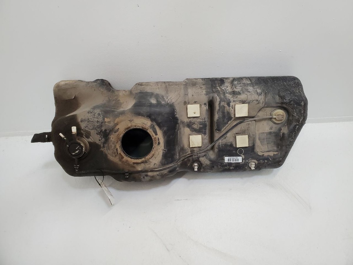 2005 2006 JEEP GRAND CHEROKEE Fuel Tank 20 Gallon 05143934AB 05-06