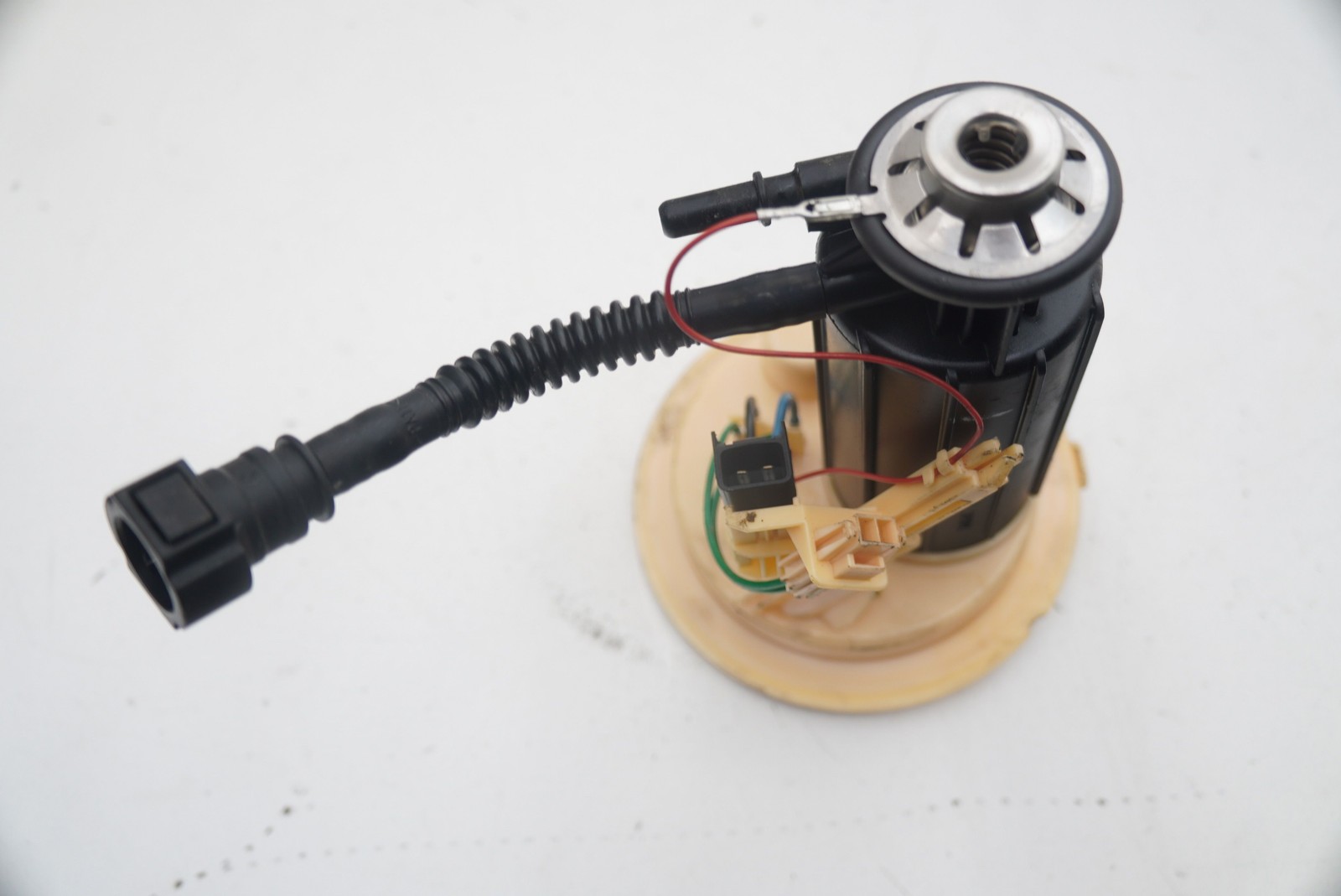 Rear Left Gas Fuel Tank Pump Sender Filter 282785 OEM Ferrari 458 Challenge