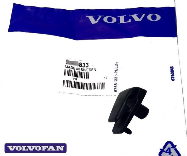 Clip, Luggage Net Bag Grey Volvo 850 S70 V70 XC70 (-2000); S60 S80 V70 XC70 (200-image