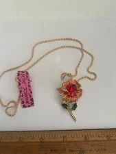 NEW BETSEY JOHNSON ROSE BROOCH/PENDANT WITH CHAIN