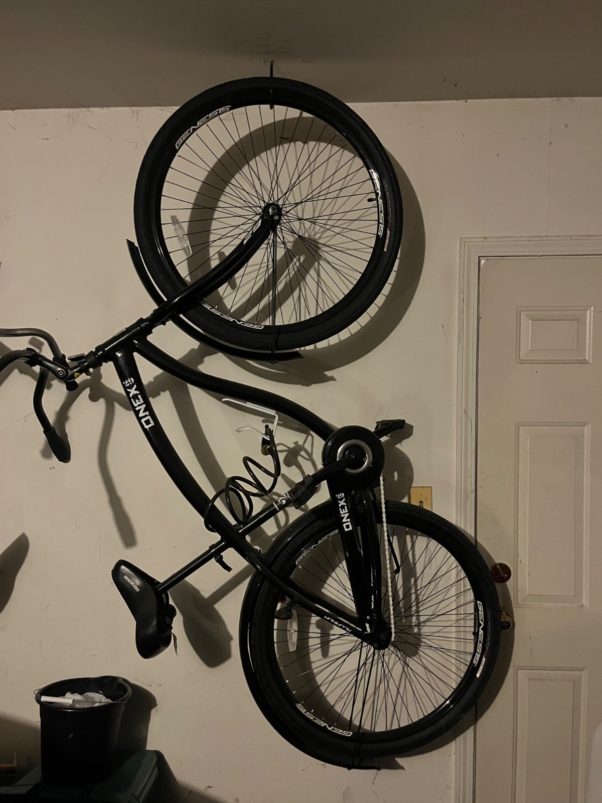 ONEX 29 genesis tall black bike with 28&rsquo;&rsquo; wheels