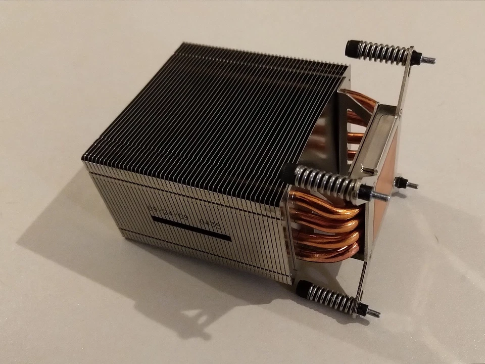 Supermicro SNK-P0035AP4 Rev.A CPU-Kühler 4U/4HE LGA1366 & LGA1356 & LGA775 - Bild 2 von 4