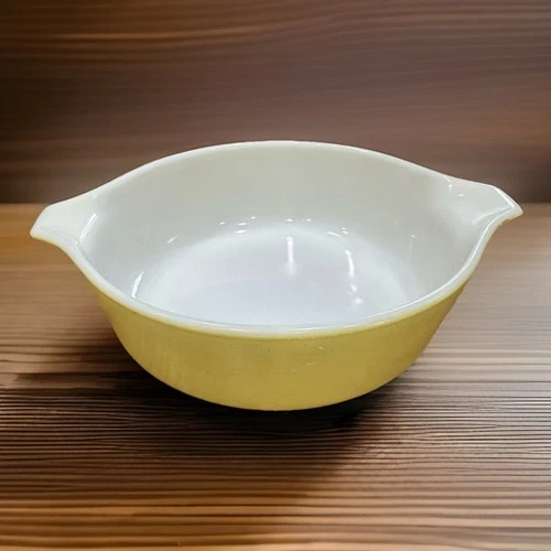 Vintage Pyrex # 471 Yellow 1 Pt Cinderella Casserole dish