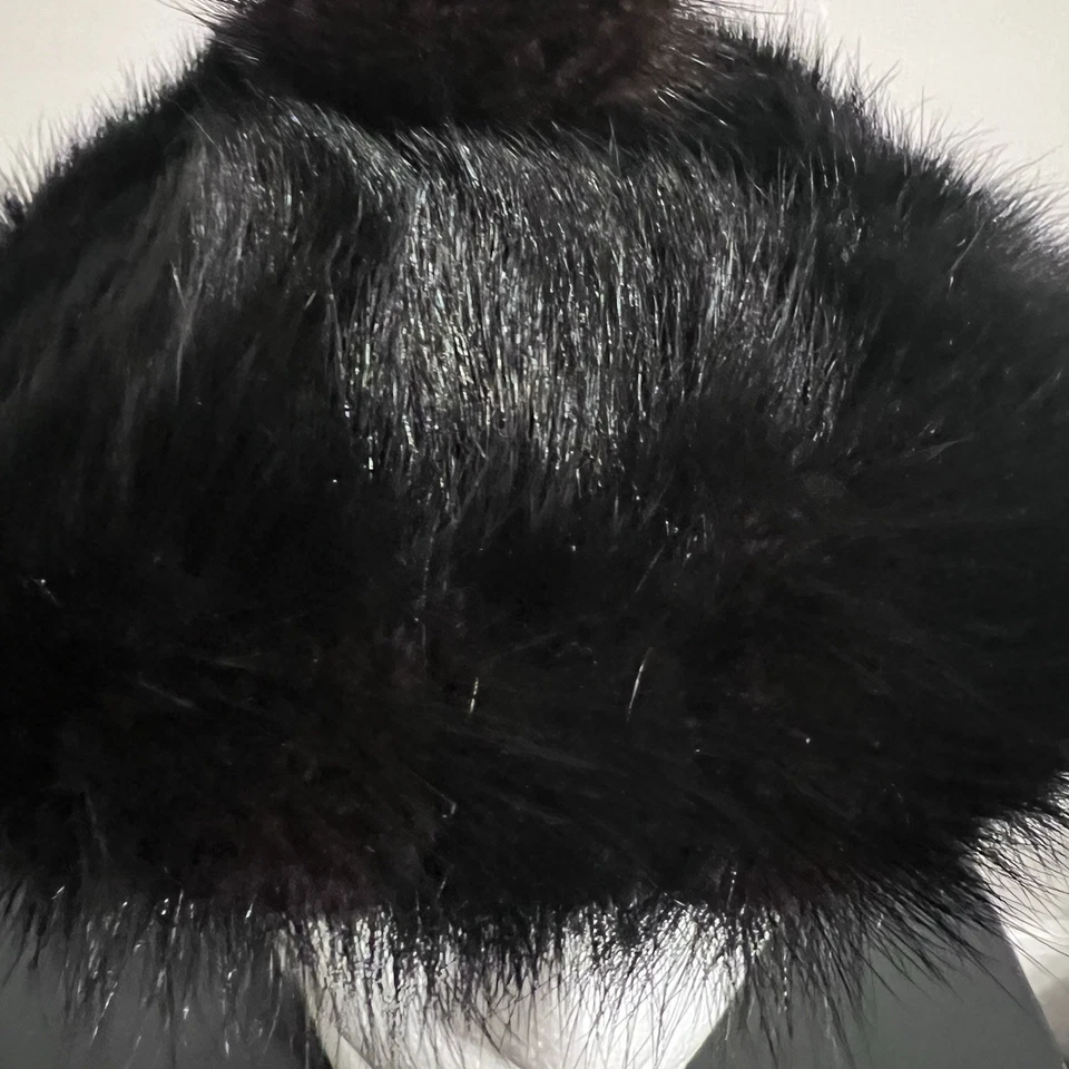 Vintage Union Made Black Faux Coarse Fur Beret Hat With Bobble Made In The USA - Image 2 of 4