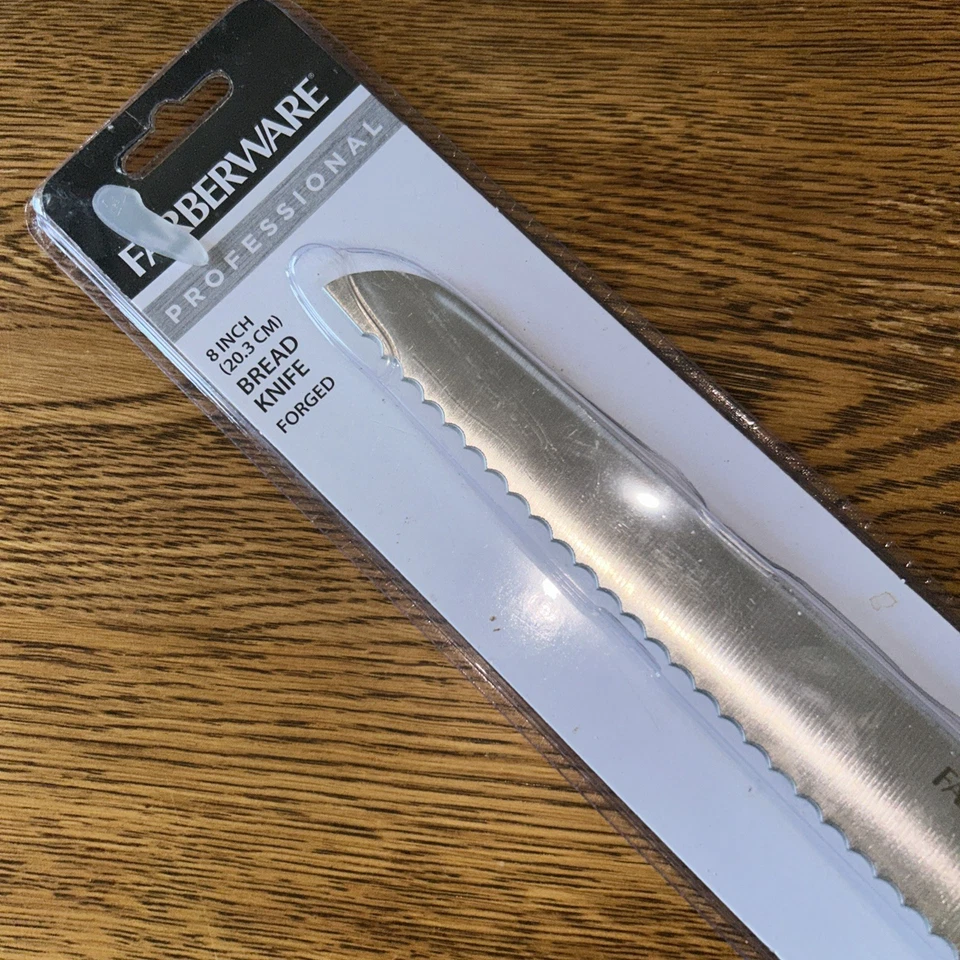 CUCHILLO PAN FARBERWARE PRO FORGE 8" Hoja y Mango Acero Inoxidable Dentado Foto 2 de 4