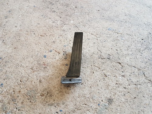 BMW 5er F10 F11 Gaspedal Fahrpedalmodul Schaltgetriebe 6852643