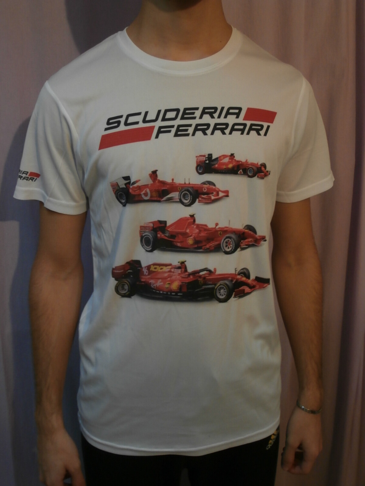 Foto 1 di 4