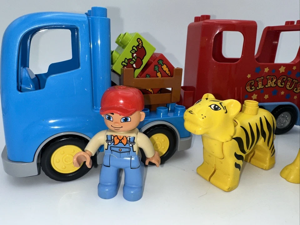 LEGO Duplo Circus Transport Driver Giraffe Jeep Truck Trailer Elephant Tiger - Image 2 of 4