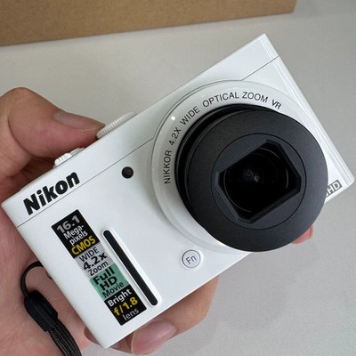 Nikon Coolpix P310 White 16.1MP Compact Digital Camera w/charger