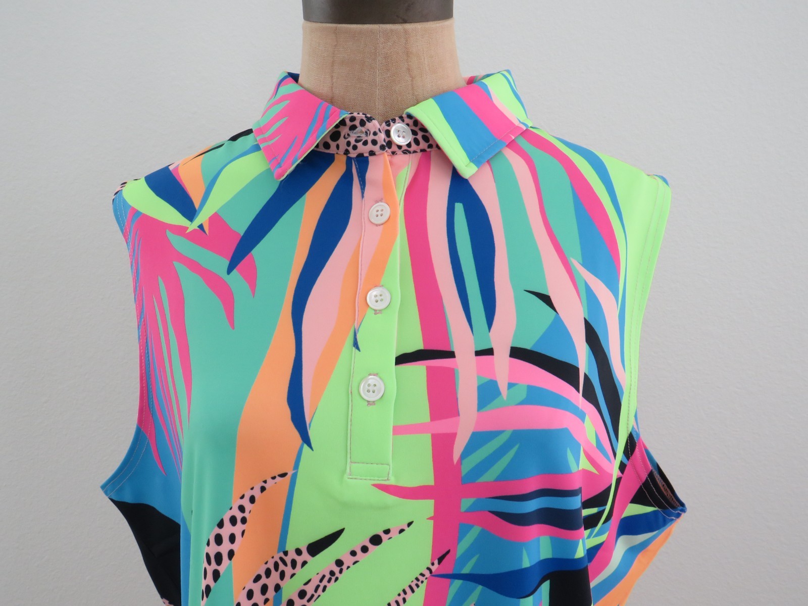 Sunday Swagger tank top Shirt XL NWT  jersey button v neck Colorful Neon Golf