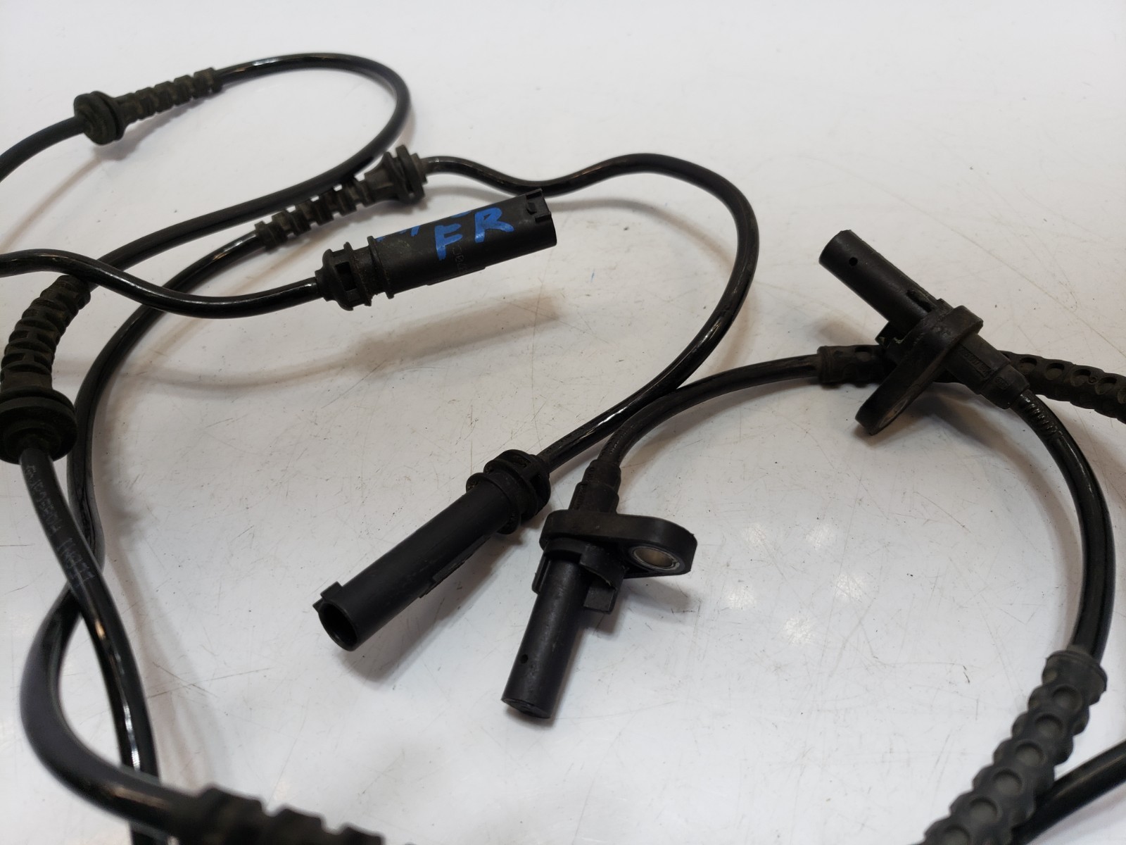 Rolls-Royce Ghost 2010-2014 Front Right Abs wheel speed sensors Set
