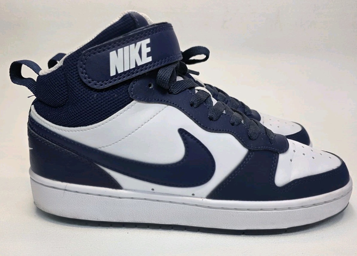 Youth Size 6Y Nike Court Borough Mid 2 (GS) White/Blue Basketball Sneakers