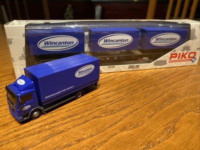 Set Wincanton H0 Containerwaggon Piko 54818 und Verteiler LKW Herpa
