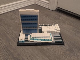 21018 LEGO Architecture United Nations Headquarters, Landmark Series, Retired