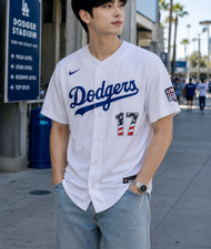 LA Dodger USA 250 Fourth Of July Graphic Number 17 Baseball Jersey New released