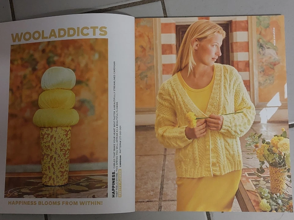 Wooladdicts Nr. 10 Zeitschrift Lang Yarns Wolle Frühjahr/Sommer 2023 viele Fotos - Bild 2 von 4