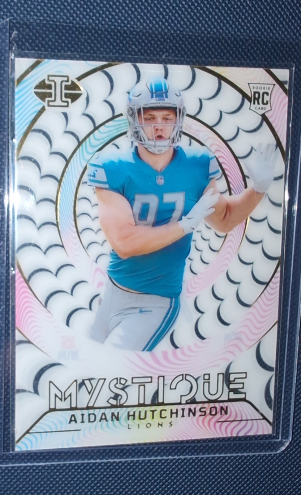Aidan Hutchinson Panini Illusions Mystique #M40 Base