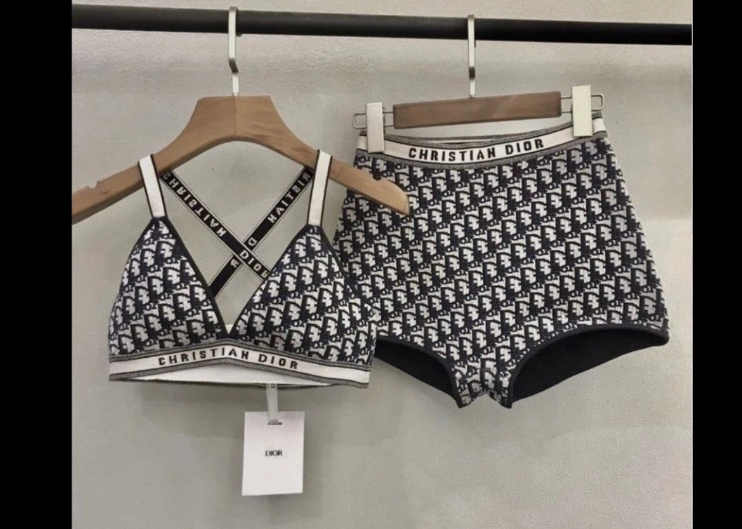Preços baixos em Dior Lingerie e pijamas para mulheres | eBay