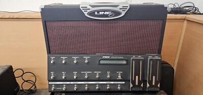 Line 6 Vetta 2x12 100W Guitar Combo Amp with Floorboard