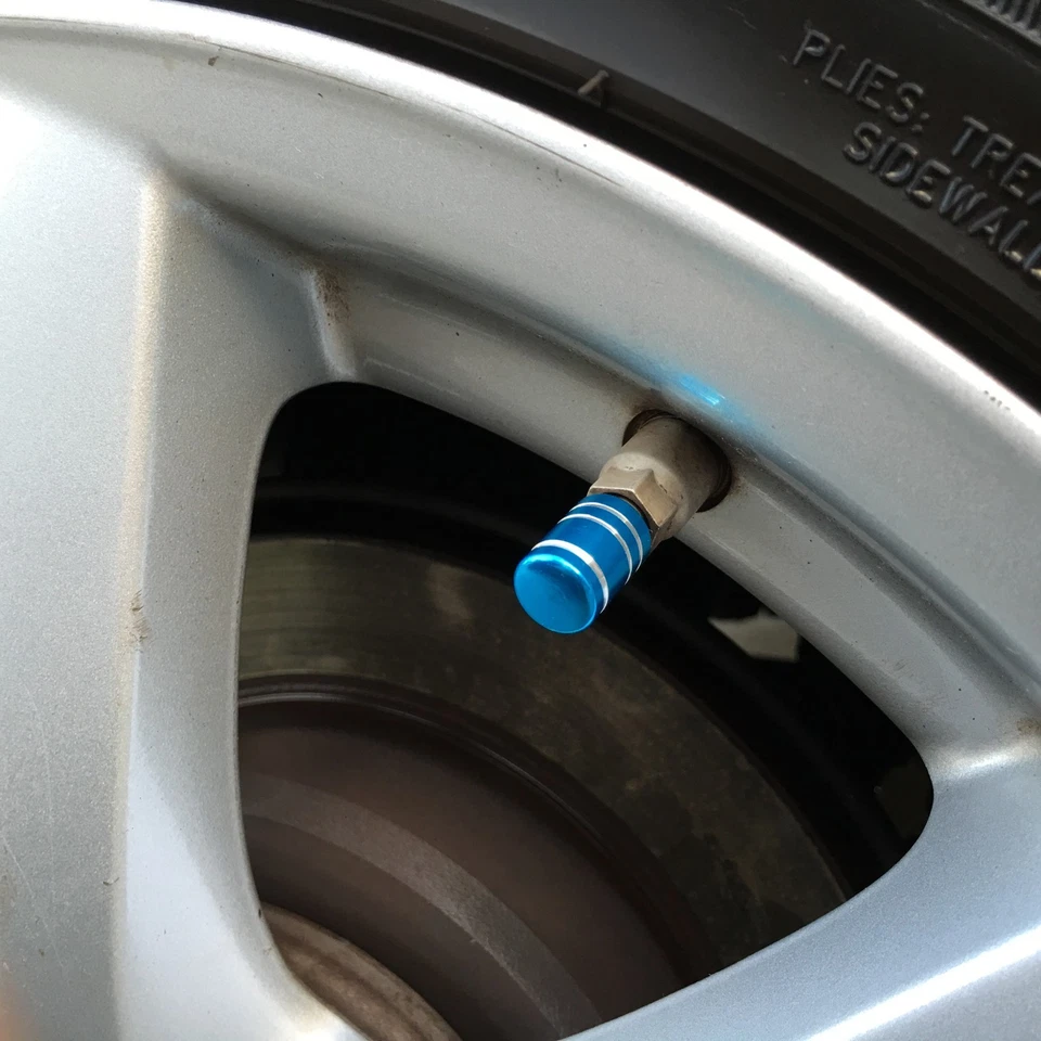 Conjunto de 4 tampas de válvula de pneu de veículo universal vedação anel de borracha redondo azul celeste poeira - Imagem 2 de 4