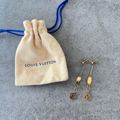 Louis Vuitton Ohrringe Logo Charm Gold Silber Durchbohrt Japan