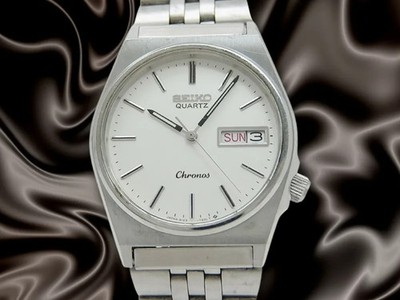 Seiko Chronos Day Date 8123-7130 SS Silver Dial Bracelet Quartz 34mm Men's watch