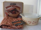 PYREX 'Bake N Carry' aka Trailing Flowers #475 Casserole w/ Warmer in Box