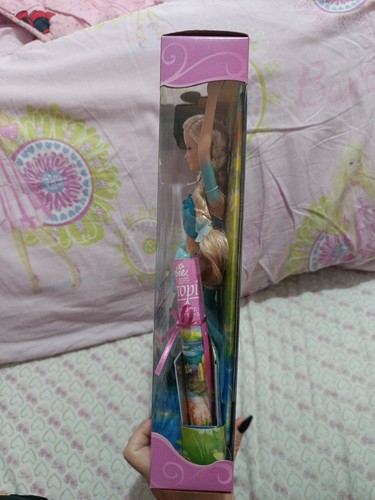 Barbie Fairytopia Joybelle Nrfb Box Europeo - Foto 10 di 13