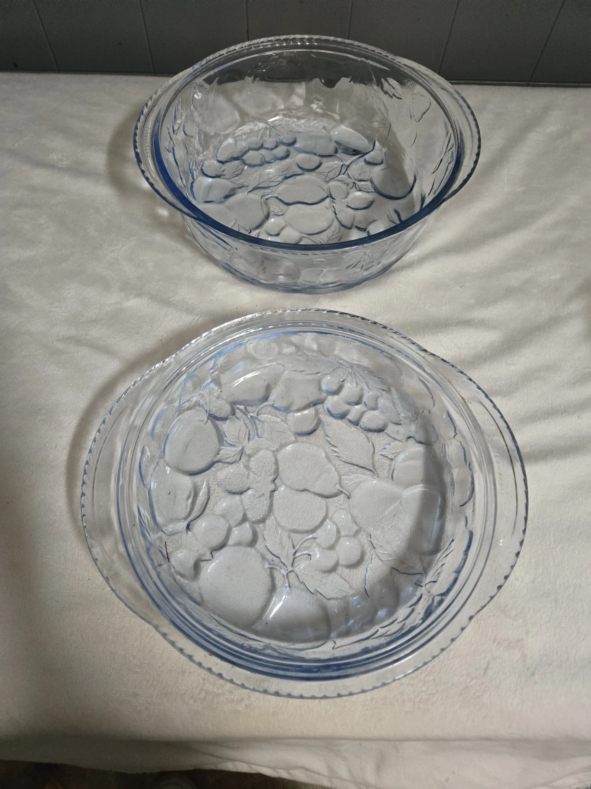 Vintage Pair Of Libbey Orchard Embossed Blue Glass Casserole Dish And Pie Pan