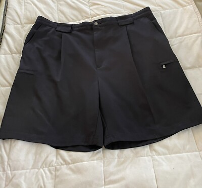 Izod XFG Men's Golf Shorts Black Zip Pocket Cargo Size 42