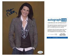 Megan Mullally "Will & Grace" AUTOGRAPH Signed 8x10 Photo D ACOA