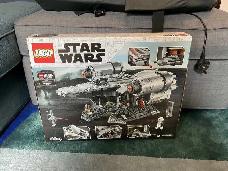 LEGO Star Wars: The Razor Crest (75292) Brand New and Sealed