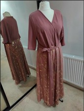 Ladies long pink and gold dress, size 18