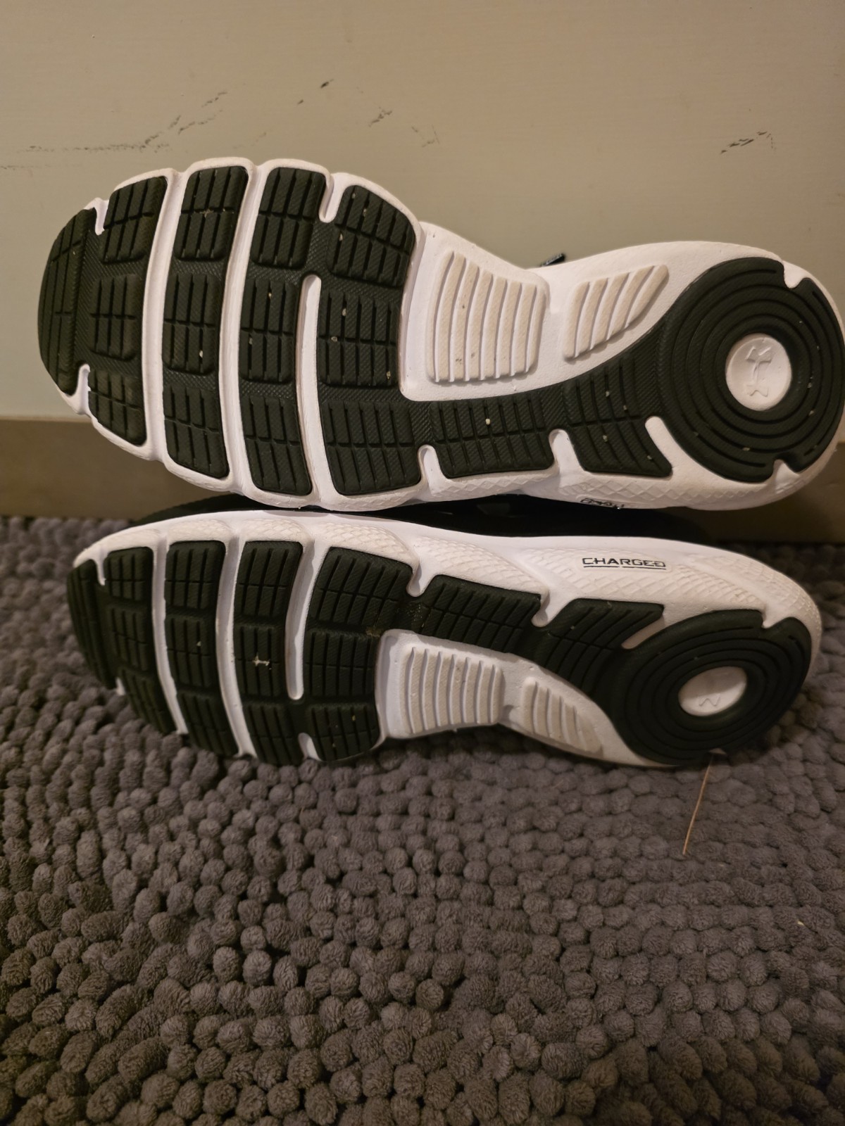 Under Armour Charged Assert Size 7.5 - image 3