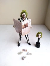 NECA Ultimate Beetlejuice "STRIPED SUIT" BEETLEJUICE 7” Action Figure U.S.SELLER