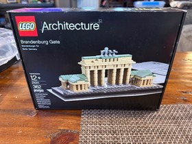 LEGO ARCHITECTURE: Brandenburg Gate (21011) 100% Complete + Box + Instructions.