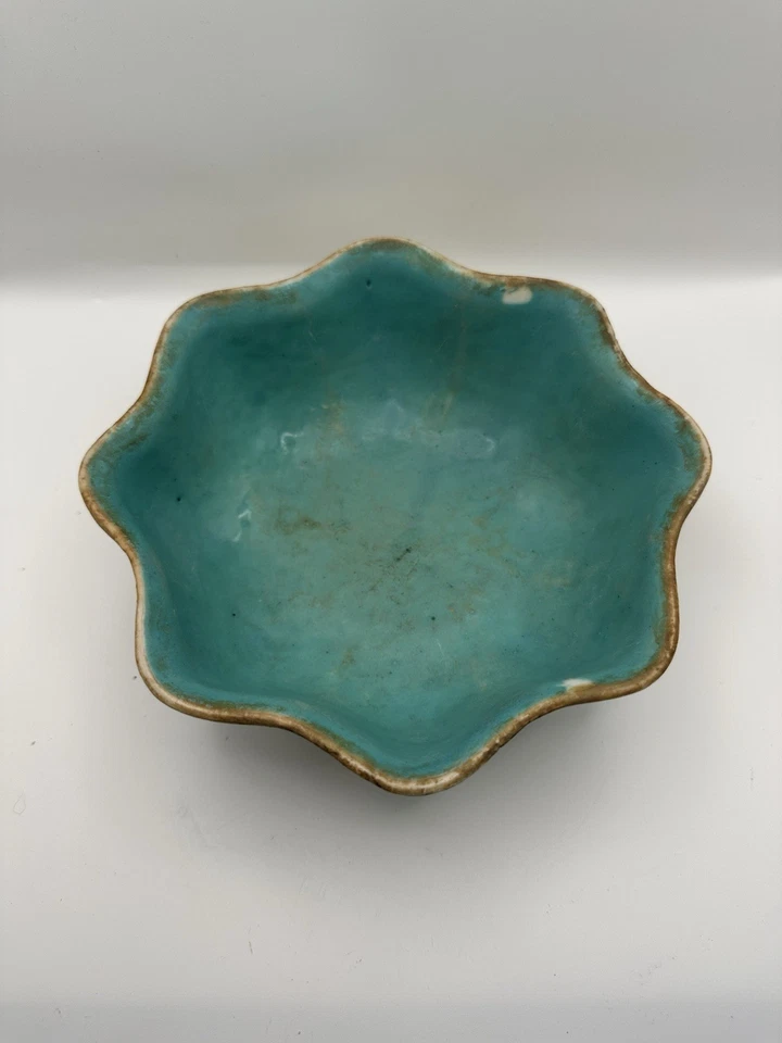 Vintage Chino Famille Rose Bowl Amarillo Floral Turquesa Interior Marca Qianlong Foto 3 de 4