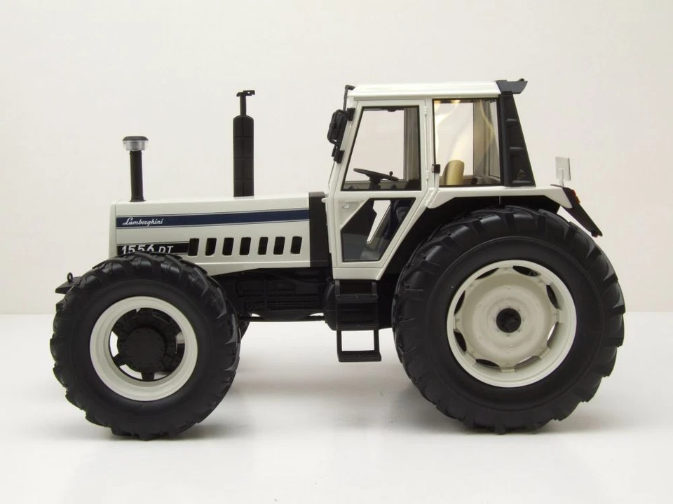 Lamborghini 1556 DT Trattore Bianco Modellino 1:18 Schuco - Immagine 3 di 4