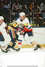 JOHN TONELLI 1980s Lot of (2) 35mm Color SLIDES New York ISLANDERS GREAT #27