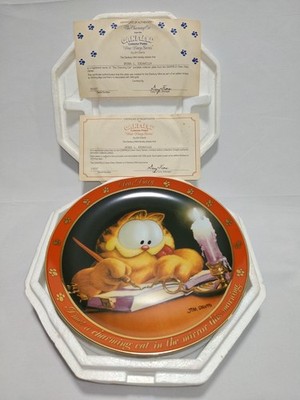 1990 Danbury Mint Garfield ''The Charming Cat'' Plate w/ 23k Gold details COA *New