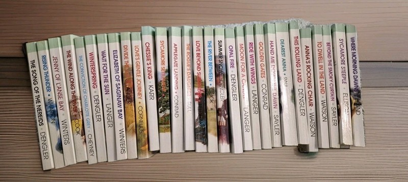 Lot Of 30  Forever Classics 1985-1986 Christian Romance Guideposts PB EXCELLENT 