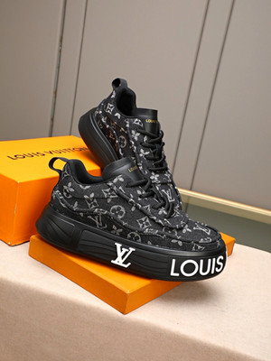 Louis Vuitton Monogram Low Top Lace Up Athletic Sneaker Black/Gray Men New Box
