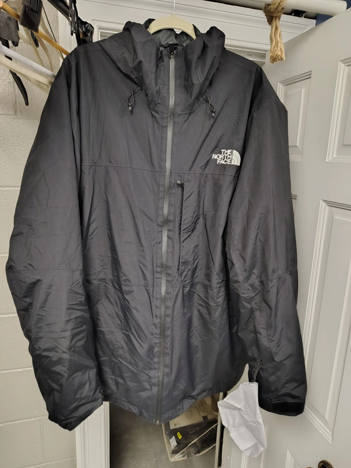 $349 The North Face Men’s ThermoBall™ Eco Snow Triclimate® Jacket XXL Black
Opens in a new window or