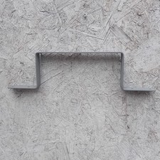 SOPORTE DE PARED BLOQUEO BICICLETA CON 4 PUNTOS DE MONTAJE PARA SEGURIDAD. NUEVO - HECHO A MANO. GRIS.